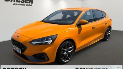 Gebraucht Ford Focus ST 280 PS (205 kW) 2022 Orange Limousine