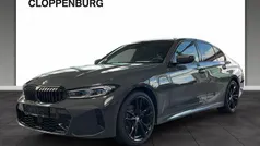 Grau Gebraucht 2024 BMW 320e M Sport Limousine | 43.500 € (Fairer Preis)