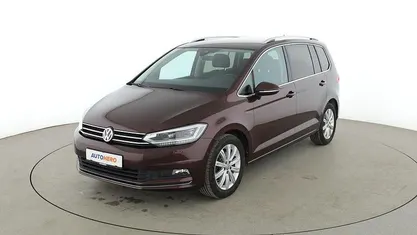Gebraucht VW Touran Highline 150 PS (110 kW) 2018 Rot Van / Kleinbus