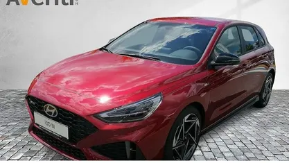 Rot Neu 2025 Hyundai i30 Advantage Limousine | 26.989 € (Fairer Preis)