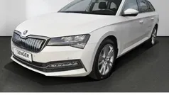 Weiß Gebraucht 2020 Skoda Superb Ambition Kombi | 18.480 € (Fairer Preis)