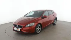Rot Gebraucht 2015 Volvo V40 You! Kombi | 13.060 € (Fairer Preis)