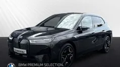 Grau Gebraucht 2023 BMW iX Performance SUV | 77.888 € (Superpreis)
