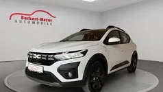 Gletscherweiss Gebraucht 2025 Dacia Sandero Expression Kleinwagen | 18.885 € (Fairer Preis)