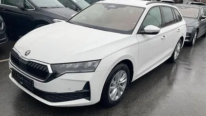 Ny Skoda Octavia Selection 150 HK (110 kW) 2026 Vit Kombi