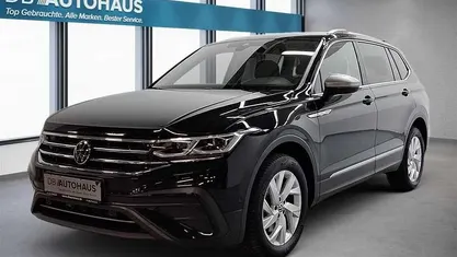 Schwarz Gebraucht 2024 VW Tiguan Allspace Life SUV | 34.990 € (Guter Preis)