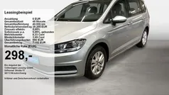 Oyster silver Gebraucht 2024 VW Touran Comfortline Van / Kleinbus | 29.820 € (Guter Preis)