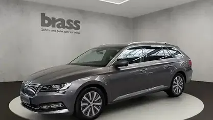 Gebraucht Skoda Superb Style 150 PS (110 kW) 2022 Graphitegrau metallic Kombi