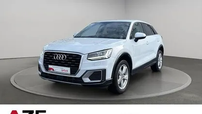 Gebraucht Audi Q2 Sport 116 PS (85 kW) 2018 Gletscherweiß metallic SUV