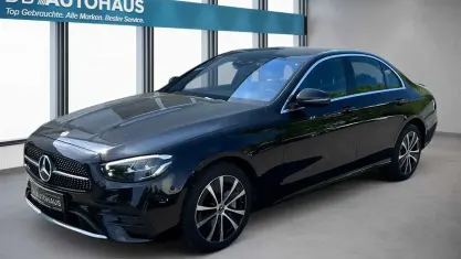 Gebraucht Mercedes E300 AMG line 306 PS (225 kW) 2022 Schwarz Limousine