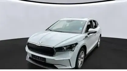 Gebraucht Skoda Enyaq iV Loft 150 kW (204 PS) 2022 Moon weiss perleffekt SUV