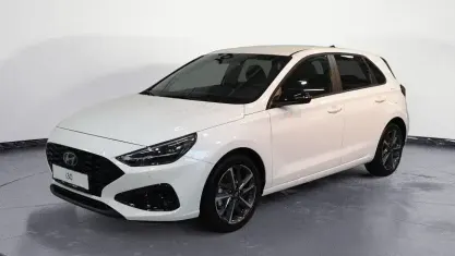 Neu Hyundai i30 Trend 150 PS (110 kW) 2026 Weiß Limousine