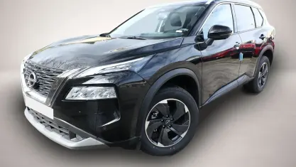Neu Nissan X-Trail 360º 163 PS (119 kW) 2026 Schwarz SUV