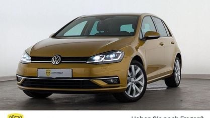 Używany VW Golf VII Join 150 KM (110 kW) 2018 Żółty Sedan/Limuzyna