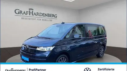 Blau Gebraucht 2024 VW Multivan Basis Van | 48.777 € (Fairer Preis)