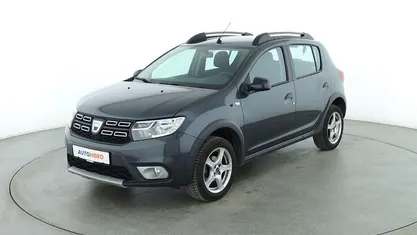 Gebraucht Dacia Sandero Celebration 90 PS (66 kW) 2020 Grau Limousine