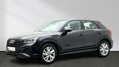 Gebraucht Audi Q2 S-Line 150 PS (110 kW) 2023 Mythosschwarz SUV