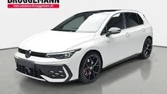Weiss Gebraucht 2024 VW Golf VIII GTI Limousine | 39.890 € (Guter Preis)