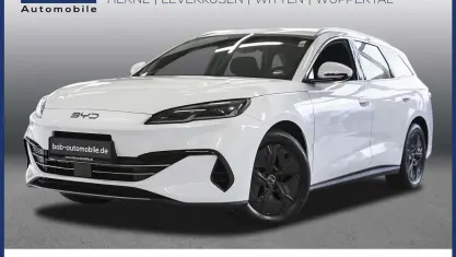 Używany BYD Seal Boost 184 KM (135 kW) 2026 Biały Kombi