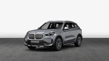 Neu BMW X1 136 PS (100 kW) 2026 Silber SUV