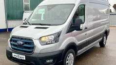 Polarsilber metallic Gebraucht 2023 Ford E-Transit Trend Van | 34.850 € (Superpreis)