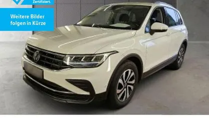 Weiß Gebraucht 2022 VW Tiguan Active SUV | 23.780 € (Fairer Preis)