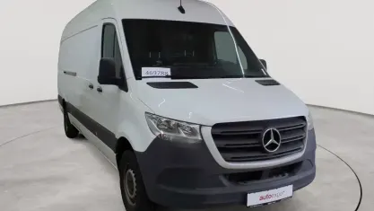 Gebraucht Mercedes Sprinter 170 PS (125 kW) 2024 Arktisweiß Van