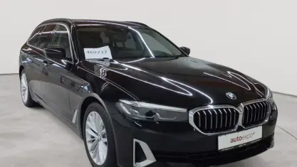Gebraucht BMW 520 Luxury Line 190 PS (139 kW) 2021 Schwarz uni Kombi