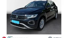 Schwarz Gebraucht 2024 VW T-Roc Life SUV | 23.670 € (Guter Preis)