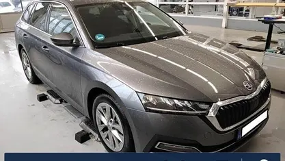 Gebraucht Skoda Octavia Style 116 PS (85 kW) 2022 Graphitegrau metallic Kombi