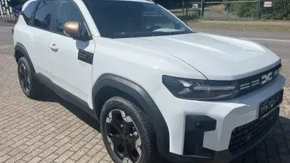 Nowe Dacia Bigster Extreme 156 KM (114 kW) 2026 Biały SUV