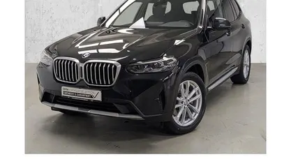 Gebraucht BMW X3 Sport Line 190 PS (139 kW) 2022 Schwarz SUV