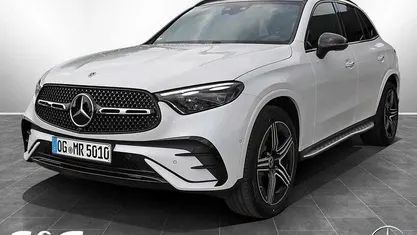 Gebraucht Mercedes GLC300 AMG 269 PS (197 kW) 2025 Manufaktur lack manufaktur opali SUV