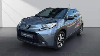 1k3)/ black mica (209) (grau Neu 2026 Toyota Aygo X SUV | 20.389 € (Fairer Preis)