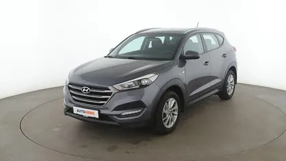 Grau Gebraucht 2018 Hyundai Tucson Trend SUV | 18.570 € (Fairer Preis)