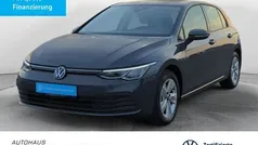 Gebraucht 2024 VW Golf VIII Life Limousine | 22.395 € (Guter Preis)