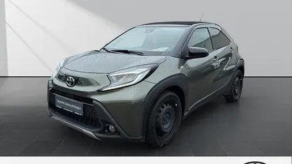 Usata Toyota Aygo X X-plore 72 CV (52 kW) 2022 Nero SUV