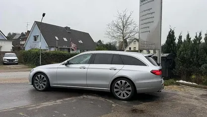 Iridiumsilbermetallic Gebraucht 2019 Mercedes E200 Avantgarde Kombi | 18.390 € (Guter Preis)