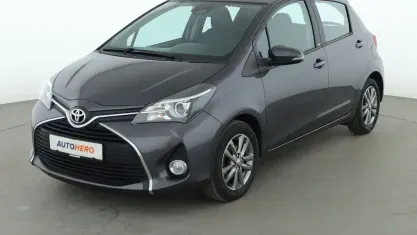 Gebraucht Toyota Yaris Edition-S 99 PS (72 kW) 2017 Grau Limousine