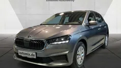 Graphitegrau metallic Gebraucht 2023 Skoda Fabia Kleinwagen | 14.900 € (Guter Preis)