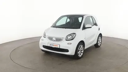 Weiß Gebraucht 2017 Smart ForTwo Coupé Passion Kleinwagen | 11.850 € (Fairer Preis)