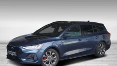 Blau, chromablau metallic Gebraucht 2023 Ford Focus ST-Line X Kombi | 24.350 € (Fairer Preis)