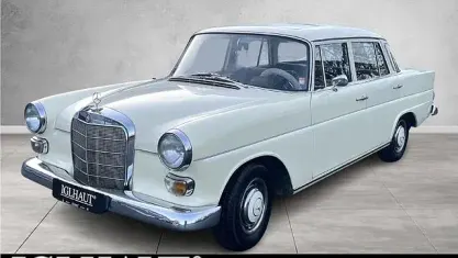Gebraucht Mercedes 200 95 PS (69 kW) 1966 Beige hellelfenbein Limousine