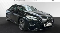 Saphirschwarz metallic Gebraucht 2022 BMW 220 M Sport Limousine | 33.590 € (Fairer Preis)