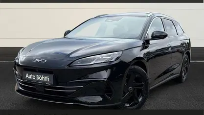 Schwarz(metallic) Gebraucht 2025 BYD Seal Comfort Kombi | 37.990 € (Fairer Preis)