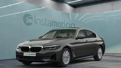 Grau Gebraucht 2022 BMW 520 Limousine | 32.149 € (Guter Preis)