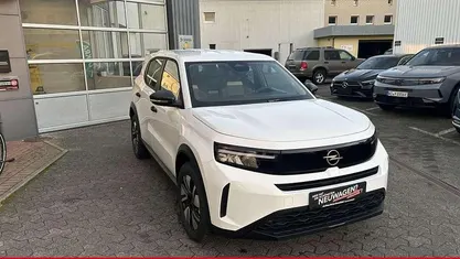 Weiß Neu 2025 Opel Frontera Edition SUV | 21.890 € (Guter Preis)