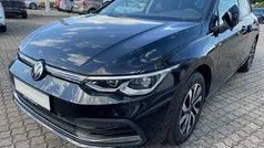 Schwarz metallic Gebraucht 2022 VW Golf VIII Active Limousine | 22.174 € (Fairer Preis)