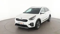 Weiß Gebraucht 2020 Kia Niro Spirit SUV | 20.350 € (Guter Preis)