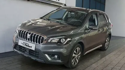 Gebraucht Suzuki SX4 140 PS (102 kW) 2019 Grau Limousine
